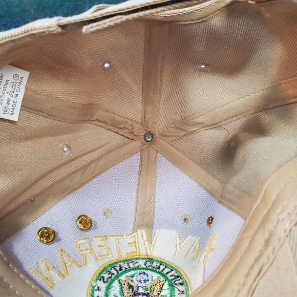 United States Army Veteran Tan Beige Baseball Trucker Cap Hat With 2 Pins Hook N - Picture 7 of 9